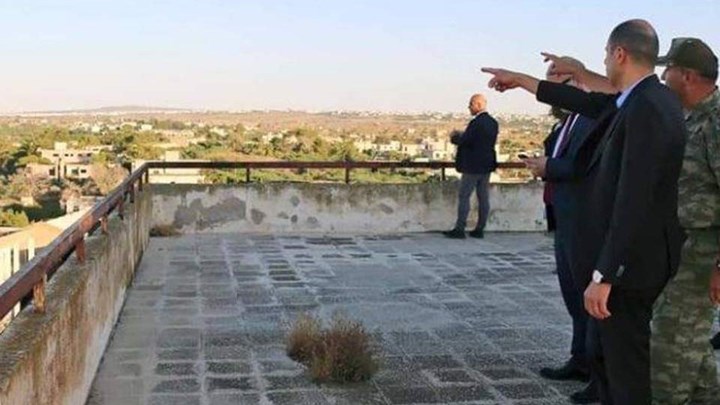 Πρόκληση από το ψευδοκράτος – Ο “υπουργός Εξωτερικών” πήγε στην περίκλειστη Αμμόχωστο – ΦΩΤΟ