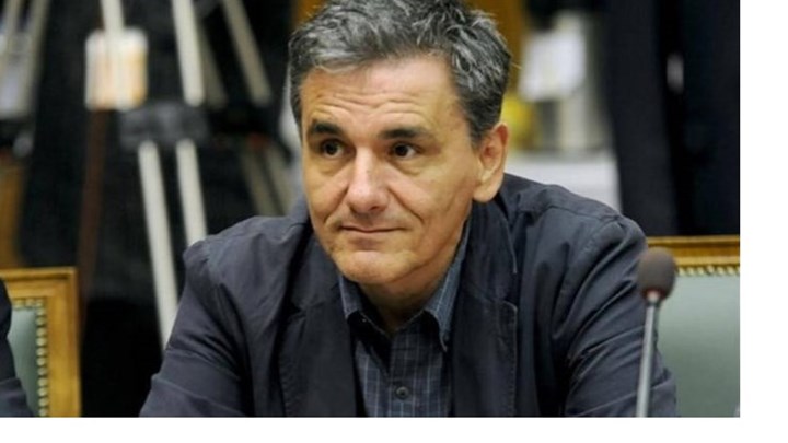 Τσακαλώτος: Με Μητσοτάκη πρωθυπουργό “το μεγάλο ψάρι θα τρώει το μικρό”- Τι λέει για Στουρνάρα και πλεονάσματα