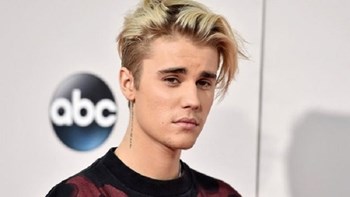 “Πυρά” χορογράφου κατά του Τζάστιν Μπίμπερ: Μετάνιωσα που σε γνώρισα