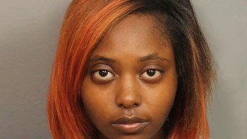 Αθώα η 28χρονη που έχασε το μωρό της έπειτα από πυροβολισμό στην κοιλιά