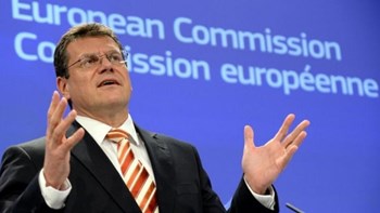 Αντιπρόεδρος Κομισιόν για ΑΟΖ: Διαβεβαιώνω τους πολίτες της Κύπρου ότι θα κάνουμε αυτό που πρέπει