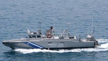 Θαλαμηγός προσάραξε στην Κιτριανή Σίφνου – Ένας τραυματίας