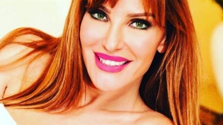 Η Βίκυ Χατζηβασιλείου μας δείχνει τους καλογυμνασμένους κοιλιακούς της – ΦΩΤΟ