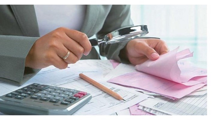 Η “ακτινογραφία” των φορολογικών δηλώσεων: Πόσες έχουν υποβληθεί και ποιος ο μέσος φόρος στις χρεωστικές