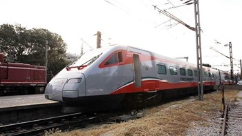 Προβλήματα σε δρομολόγια του Προαστιακού λόγω της φωτιάς στον Ασπρόπυργο