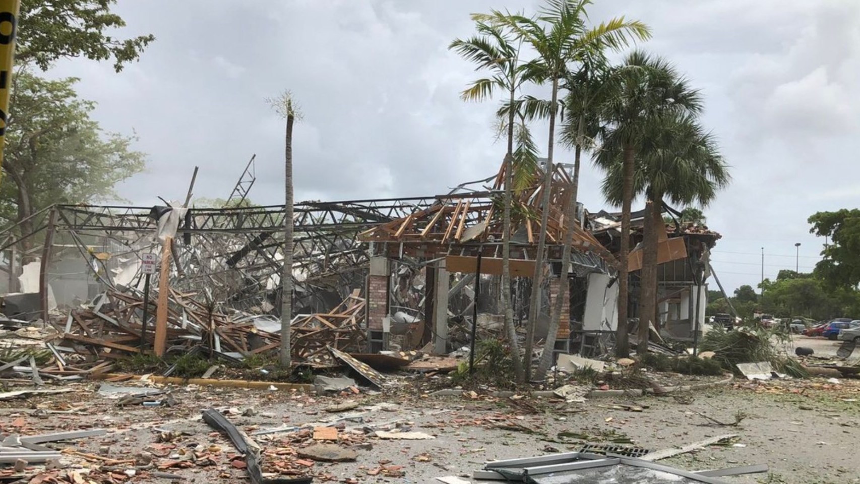 Η στιγμή της έκρηξης στο εμπορικό κέντρο στη Φλόριντα – ΒΙΝΤΕΟ