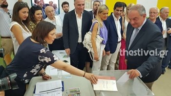 Το εκλογικό του δικαίωμα άσκησε ο Κώστας Καραμανλής – ΒΙΝΤΕΟ
