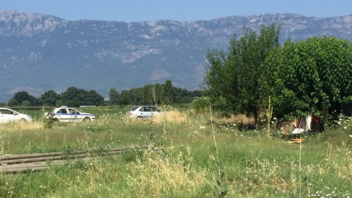 Φρίκη στα Τρίκαλα: Βρέθηκε πτώμα 45χρονου έξω από καλύβα