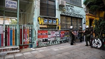 Ανάληψη ευθύνης για την κλοπή και το κάψιμο της κάλπης στα Εξάρχεια