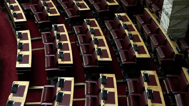 Αυτά είναι τα νέα πρόσωπα στις κοινοβουλευτικές ομάδες της ΝΔ και του ΣΥΡΙΖΑ