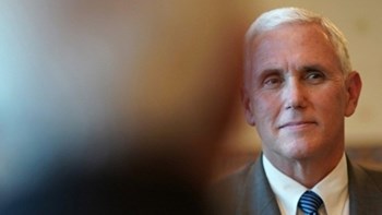 Τηλεφωνική επικοινωνία Μητσοτάκη – Πενς