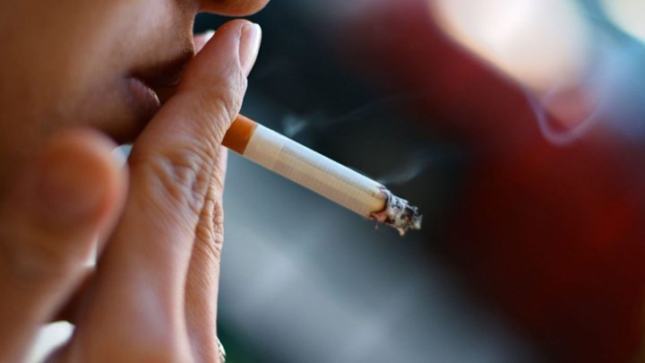 Σοκ για 50χρονο: Είδε τη φωτογραφία της νεκρής γυναίκας του σε πακέτο τσιγάρων