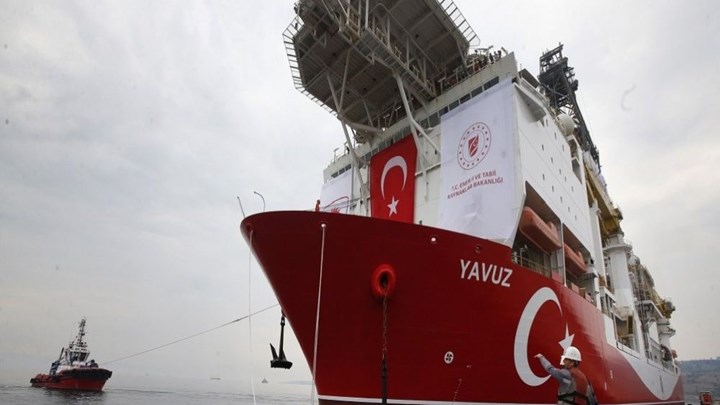 Τουρκικό υπουργείο Άμυνας: Πολεμικά πλοία και αεροσκάφη συνοδεύουν “Γιαβούζ”, “Φατίχ” και “Μπαρμπαρός”