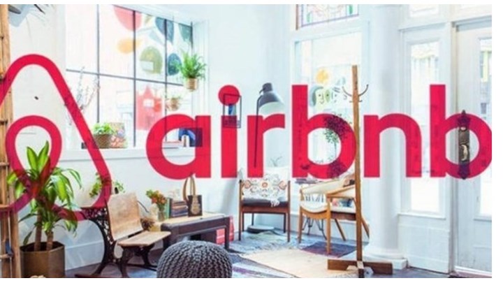 Airbnb: Μεγαλύτερη προστασία των καταναλωτών με τη νέα πλατφόρμα – Ποιες είναι οι βασικές αλλαγές