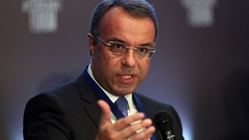 “Πυρετός” διεργασιών για φορολογικό και ομόλογα πριν από τα ραντεβού με τους θεσμούς