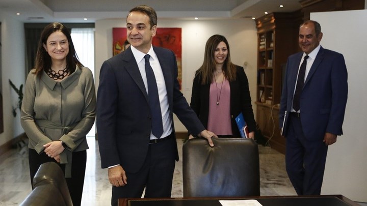 Τι συζήτησαν Μητσοτάκης – Κεραμέως: Οι αποφάσεις για Πανελλαδικές, κατάργηση ασύλου και προσλήψεις – ΒΙΝΤΕΟ