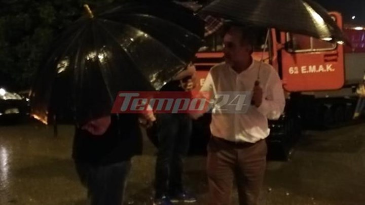 “Φούσκωσε” λόγω της βροχής χείμαρρος στο Δρέπανο Αχαϊας – Έχουν αποκλειστεί εκατοντάδες άτομα – ΦΩΤΟ