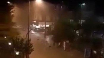Εικόνες από τη σφοδρή βροχόπτωση που έπληξε την Κόρινθο τη νύχτα – ΒΙΝΤΕΟ