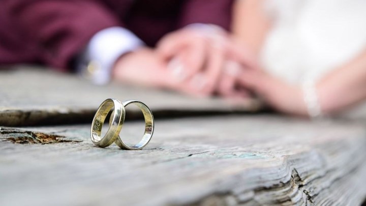 Το ζευγάρι της… χρονιάς: Το αναπάντεχο γεγονός σε γάμο στην Κρήτη