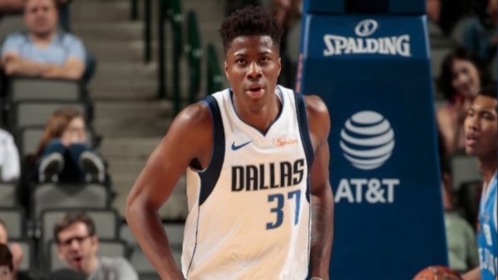 Παίκτης των Λέικερς ο Κώστας Αντετοκούνμπο