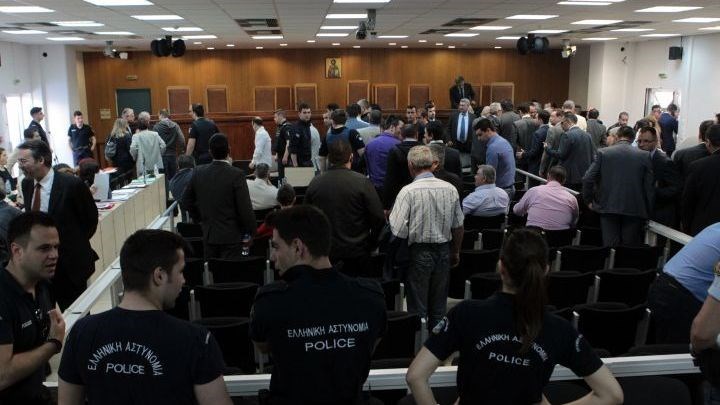 Δίκη Χρυσής Αυγής: Αρνήθηκαν την εμπλοκή τους στη δολοφονία Φύσσα δύο κατηγορούμενοι