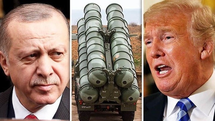 Την άμεση επιβολή κυρώσεων για τους S-400 στην Τουρκία ζητεί σε επιστολή του στον Τραμπ ο γερουσιαστής Μενέντεζ
