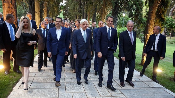 Η δεξίωση στο Προεδρικό Μέγαρο για την επέτειο αποκατάστασης της Δημοκρατίας – ΒΙΝΤΕΟ