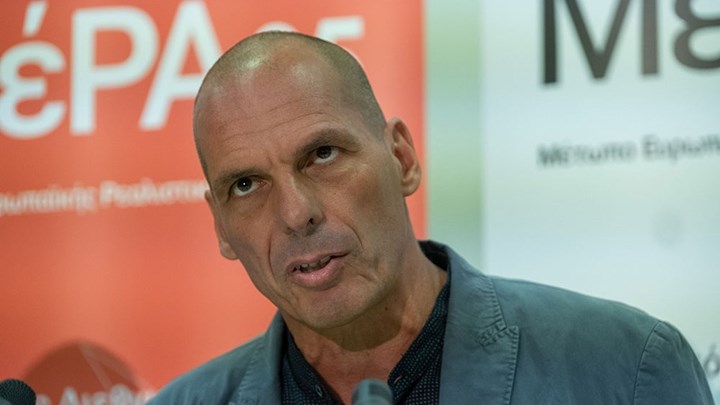 Βαρουφάκης: Γραφικοί οι σύντροφοι του ΣΥΡΙΖΑ που θα βγουν στους δρόμους – Ας το κρατήσουν για τις Απόκριες