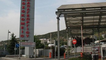 Στη ΜΕΘ ο 75χρονος τρόφιμος του γηροκομείου που τυλίχθηκε στις φλόγες