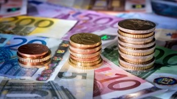 Πρωτογενές πλεόνασμα 381 εκατ. ευρώ στο εξάμηνο – “Αρρυθμίες” στα έσοδα τον Ιούνιο
