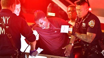 Πυροβολισμοί σε πάρτι στο Μπρούκλιν – Ένας νεκρός και 11 τραυματίες – ΒΙΝΤΕΟ