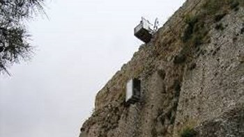 Εκτός λειτουργίας ξανά το αναβατόριο της Ακρόπολης – Τι αναφέρει το υπουργείο Πολιτισμού