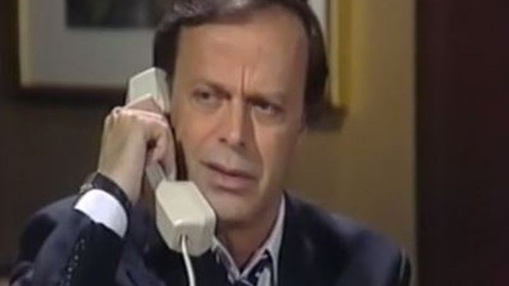 Ο Χρήστος Πολίτης αποκαλύπτει γιατί αποσύρθηκε από την τηλεόραση – Πόσα χρήματα έπαιρνε ως Γιάγκος Δράκος στη “Λάμψη”