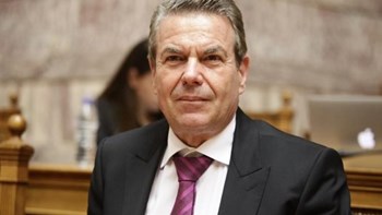 Πετρόπουλος στον Reafm 97,8: Περιμένω να πάει στον εισαγγελέα ο Βρούτσης – Τι απαντά για τις συντάξεις των 24.000 ευρώ