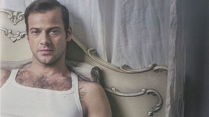 Ο Τζιόβας στο… Parking πριν από τον Μάκβεθ