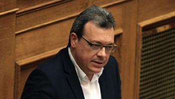 Φάμελλος: Η κυβέρνηση Μητσοτάκη οφείλει να τοποθετηθεί άμεσα υπέρ της κλιματικής ουδετερότητας