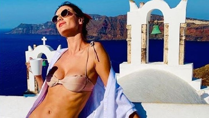 Μετά τη Μύκονο και τη Σαντορίνη η Αμπρόσιο εξερευνά το Κάπρι – ΦΩΤΟ