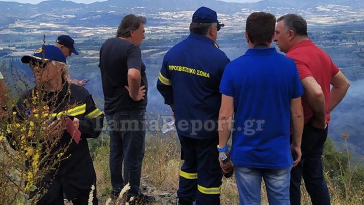 Όλα δείχνουν εμπρησμό στην Τιθορέα – ΦΩΤΟ