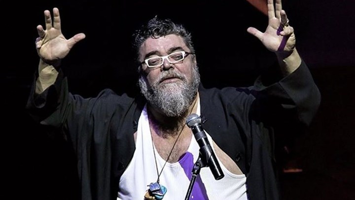 Η απάντηση του Κραουνάκη για το περιστατικό σε συναυλία του στην Ύδρα