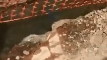 Έσπασε σωλήνας νερού στην Μεταμόρφωση – ΒΙΝΤΕΟ Αναγνώστη