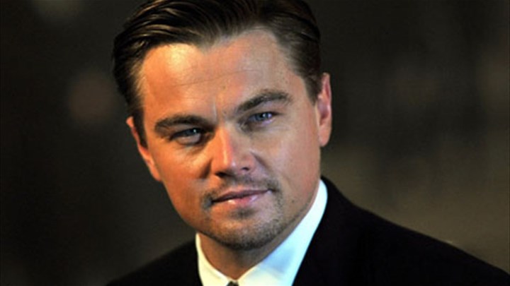 Πιο ερωτευμένος από ποτέ ο Ντι Κάπριο – Οι τρυφερές στιγμές με τη σύντροφό του στην Ιταλία – ΦΩΤΟ