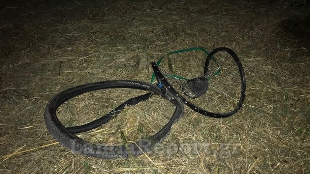 Τραγωδία στη Λαμία: Ο πατέρας προσπαθούσε να κρατήσει στη ζωή τον 15χρονο και η μητέρα εφημέρευε στο νοσοκομείο