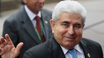 Αποτροπιασμός στην Κύπρο: Βανδάλισαν τον τάφο του Χριστόφια – ΦΩΤΟ