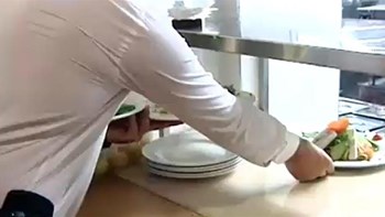 “Μαύρη”εργασία γεμάτη απειλές – ΒΙΝΤΕΟ