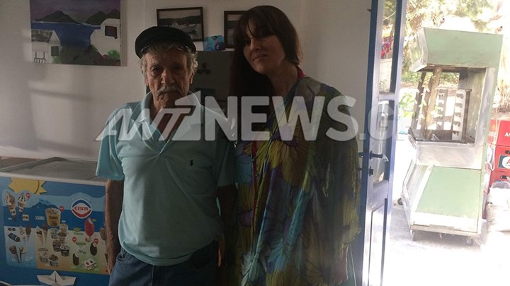 Η εντυπωσιακή Μόνικα Μπελούτσι απολαμβάνει τις ομορφιές της Πάρου – ΦΩΤΟ