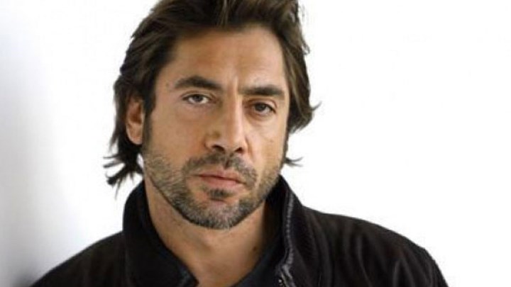 Έκκληση του Μπαρδέμ στον Ισπανό πρωθυπουργό να βοηθήσει τους μετανάστες