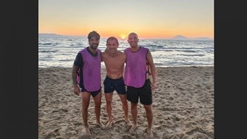 Μπάλα στην άμμο με Τσόρι και Καμπιάσο για τον Καραγκούνη