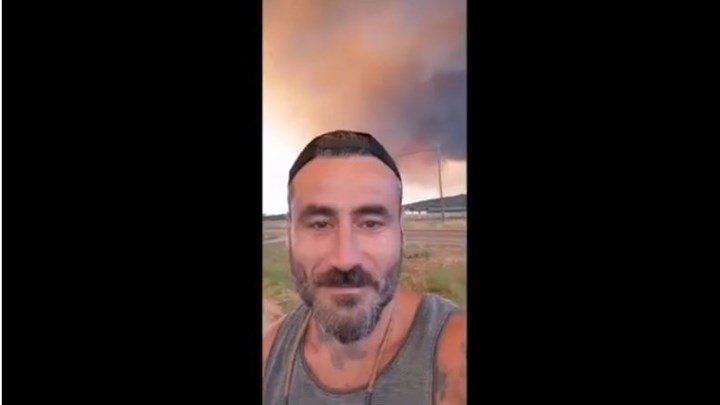 Συγκλονίζουν τα βίντεο του Γιώργου Μαυρίδη από τη φωτιά στην Εύβοια