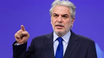 Στην Αθήνα ο Στυλιανίδης – Θα συναντηθεί με τον Πρωθυπουργό