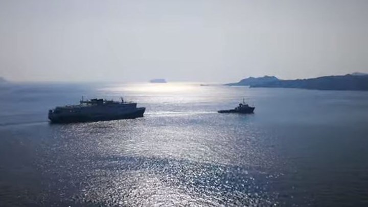 Έφυγε από τη Σαντορίνη με ρυμουλκό το “Olympus” – BINTEO